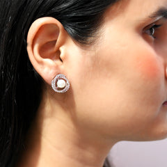 Interlocking Circles with Pearl Earrings